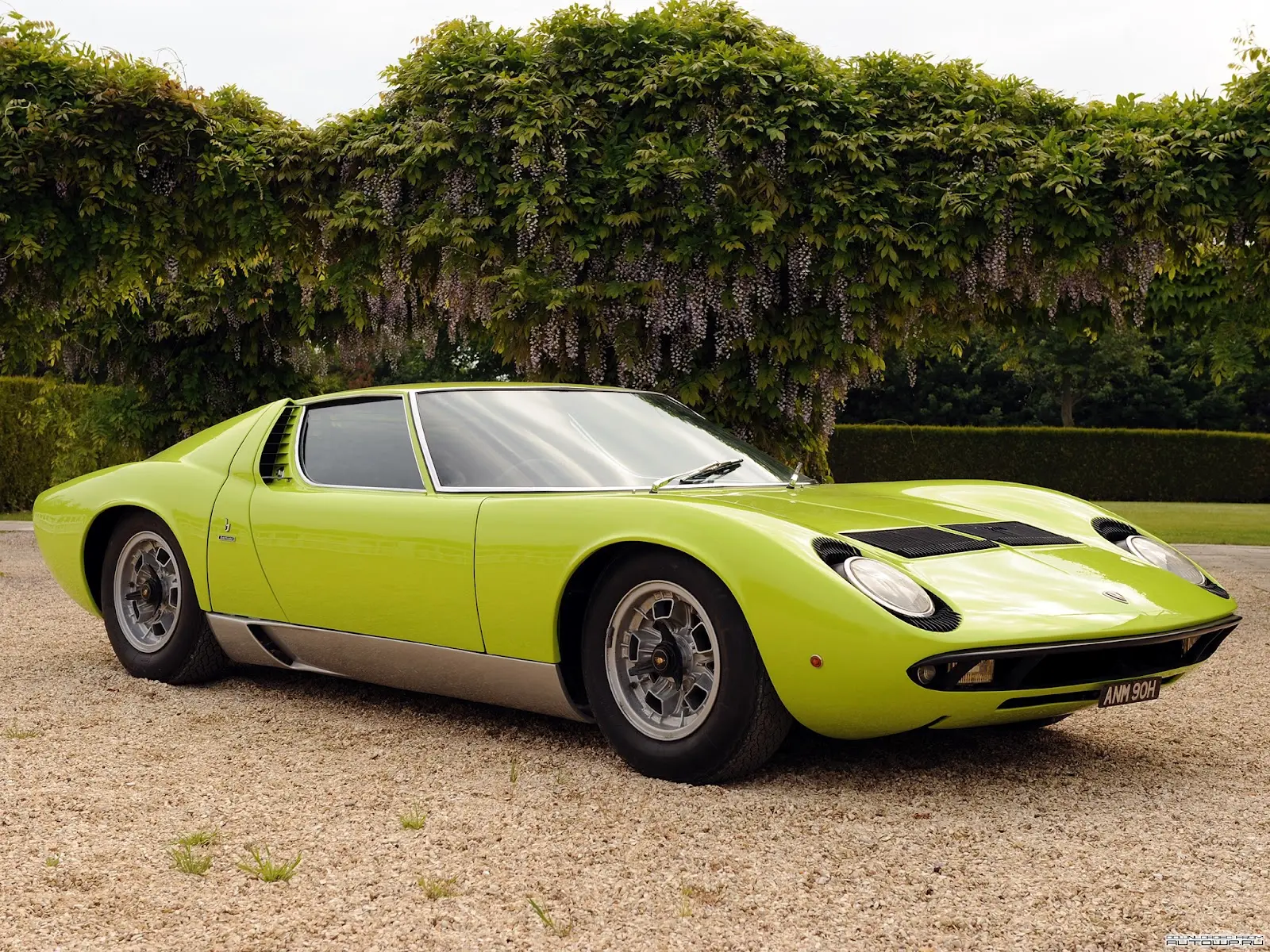 Lamborghini Miura P400 S